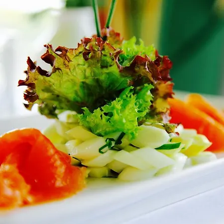 Отель Golfresort Semlin 4*