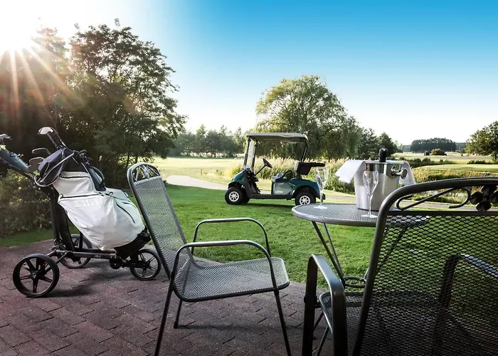 فندق Golfresort Semlin 4*