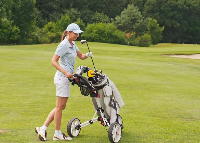 Golfresort Semlin فندق 4*