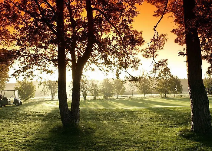 Golfresort Semlin فندق